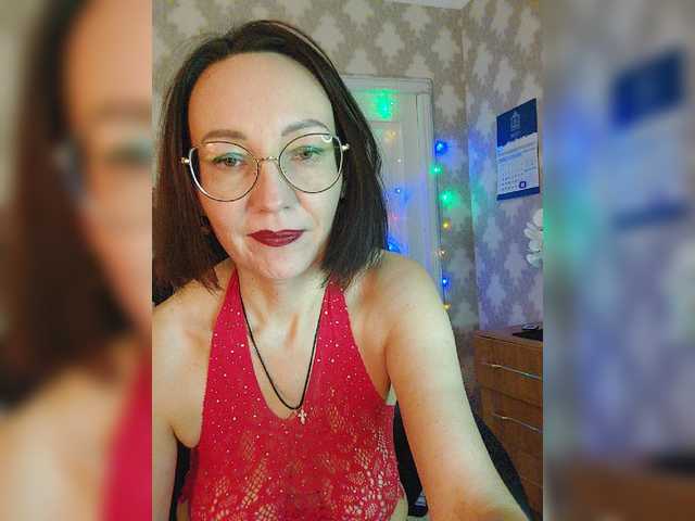 Fényképek LyubavaMilf To a new apartment. Before private 70 tokens in free chat. Favorite vibration 33 I don't answer personal messages, all write in free chat.