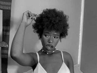 Erotikus videocsevegés Lyvtyler