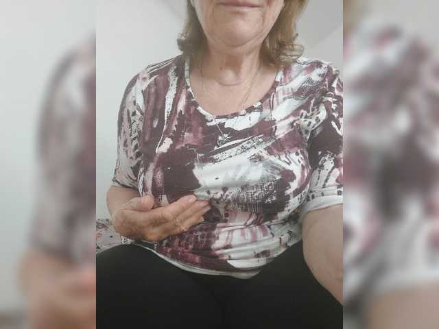 Fényképek MadamSG Hello! My name is Nadezhda, I am 58 years old. I am very glad to see you visiting me! Give me your love. Vibration from 2 tokens