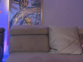 Erotikus videocsevegés MadelineFox