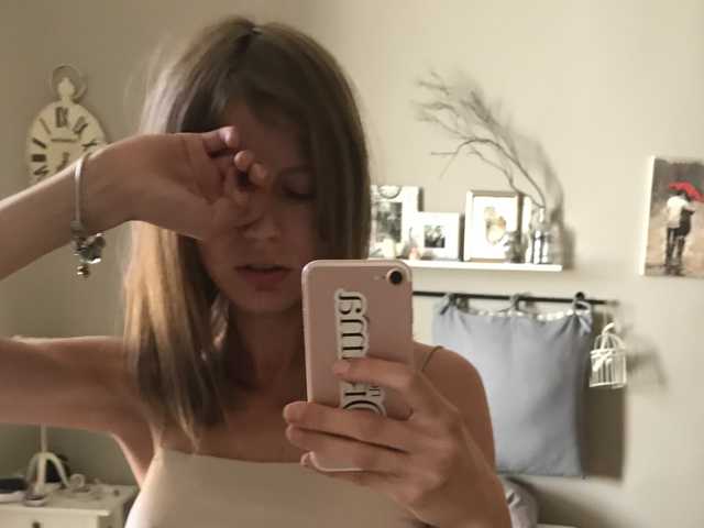 A profil fényképe Madiiina