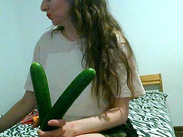 Fényképek MagalitaAx go pvt ! i not like free chat!!! all for u in show!! cucumbers will play too