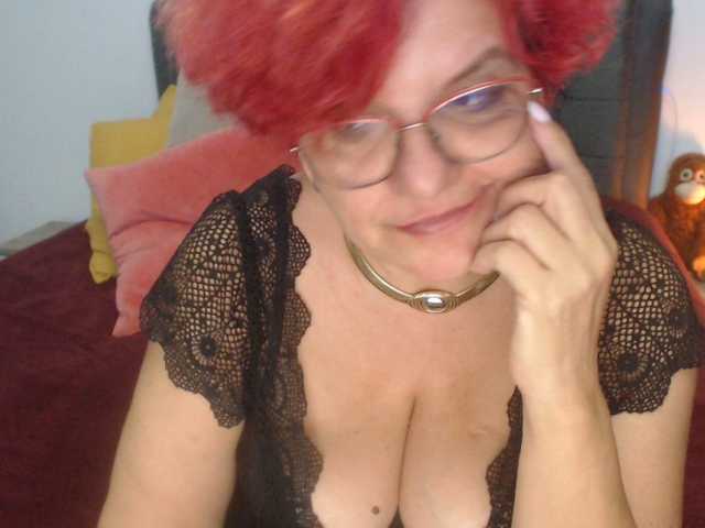 Fényképek maggiemilff68 #mistress #mommy #roleplay #squirt #cei #joi #sph - every flash 80 - masturbate and multisquirt 400 - anal 500 - one tip