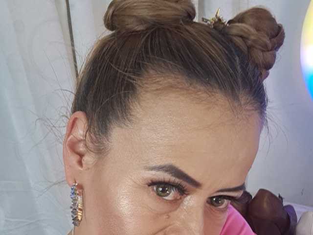 A profil fényképe MAGHENTA