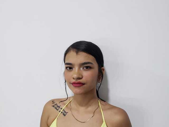 A profil fényképe maia-H18