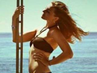 Erotikus videocsevegés maidanna