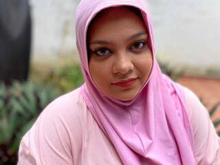 Erotikus videocsevegés Maissanabila