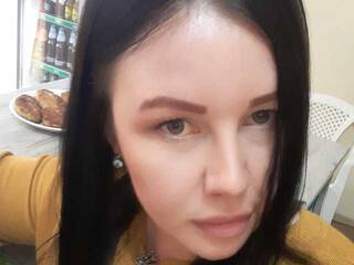 Erotikus videocsevegés Maksima85