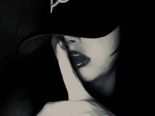 Erotikus videocsevegés Malaya69