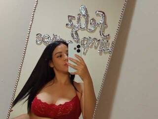 Erotikus videocsevegés Melody-Nahomi