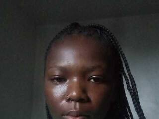 Erotikus videocsevegés Mamsy-1