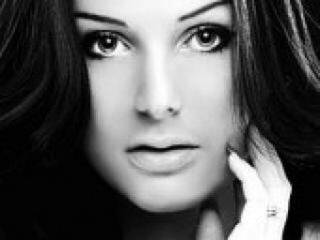 Erotikus videocsevegés maneater