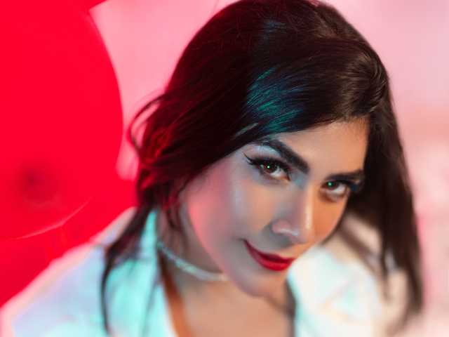 A profil fényképe ManisshaCarther