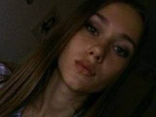 Erotikus videocsevegés mansy1111