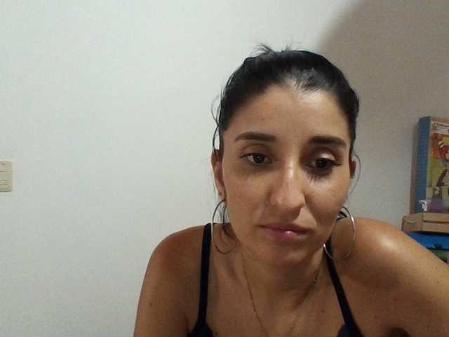 Fényképek mao022 hey guys for 2000 @total tokens I will perform a very hot show with toys until I cum we only need @remain tokens