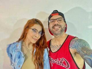 Erotikus videocsevegés MARA-GARY