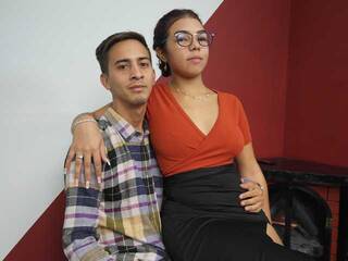 Erotikus videocsevegés Marco-A-Rose