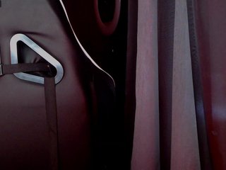 Erotikus videocsevegés Margo77-1