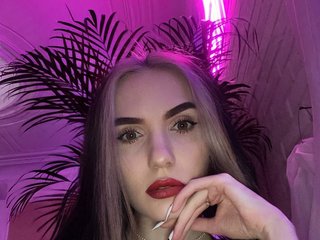 Erotikus videocsevegés Maria-shy-li