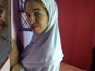 Erotikus videocsevegés MariamJameel