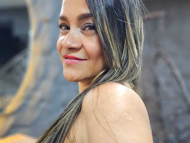 A profil fényképe mariangel-milf