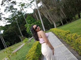 Erotikus videocsevegés MarianRinaldi