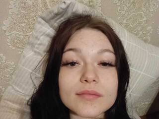 Erotikus videocsevegés Marihaklubnika