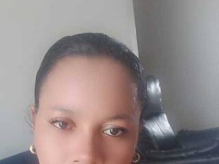 Erotikus videocsevegés Mariposa338367