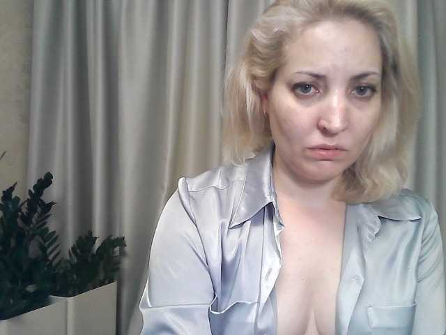 Fényképek mariska-kiska look at camera 25, show nipple 20, show breast 40, open pussy 50, open ass 70, undress and show my holes 100 tokens