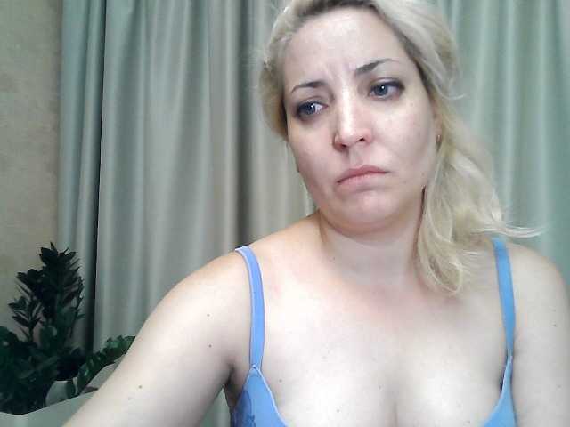 Fényképek mariska-kiska look at camera 25, show nipple 20, show breast 40, open pussy 50, open ass 70, undress and show my holes 100 tokens