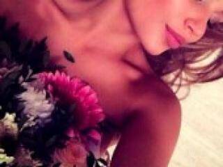 Erotikus videocsevegés maryjayy