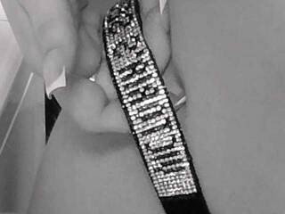 Erotikus videocsevegés MashPrekrasna