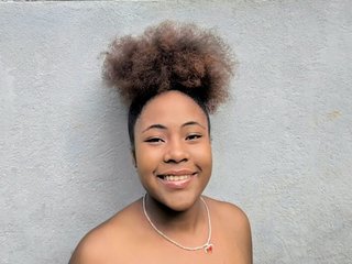 Erotikus videocsevegés Mathildahh