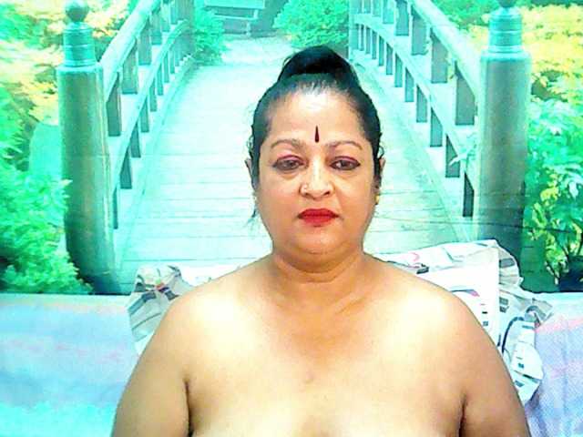 Fényképek matureindian ass 30 no spreading,boobs 20 all nude in pvt dnt demand u will be banned