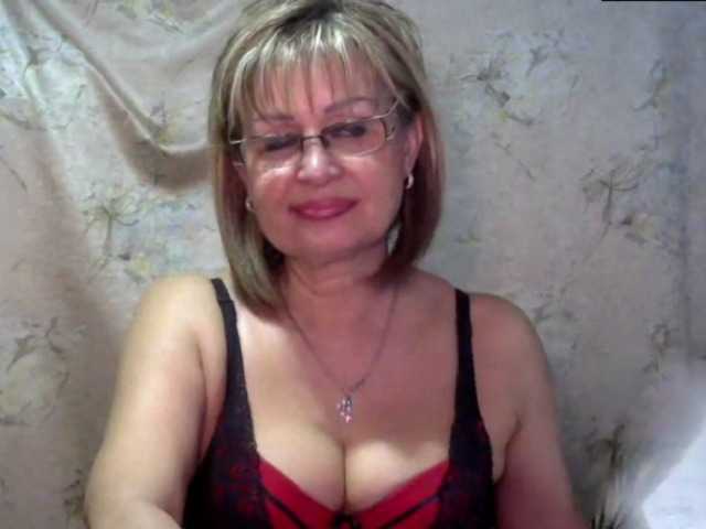 Fényképek MatureLissa Who want to see mature pussy ? pls for 500