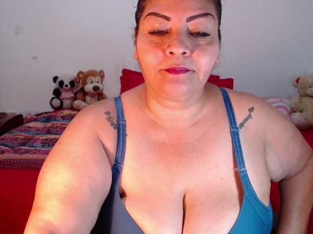 Fényképek Maturextgreat #bbw #bigbelly #bigboobs #bigass #grandma #milf #gilf #latina @total 600 @sofar 600 @remain 0