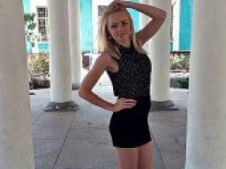 Erotikus videocsevegés maximka084