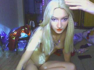 Erotikus videocsevegés Maya-onelya