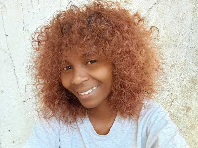 A profil fényképe Mayah21a