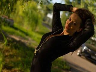 Erotikus videocsevegés MayaHipnoteyes