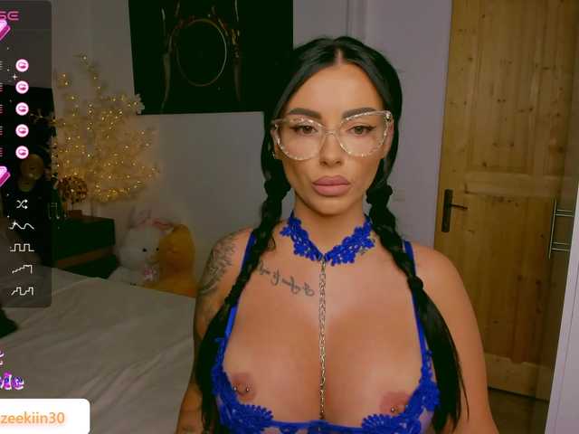 Fényképek Mazeekiin30 Hey lovers, I feel naughty today, jump in XX #new #bigboobs #lovense #squirt #bigass