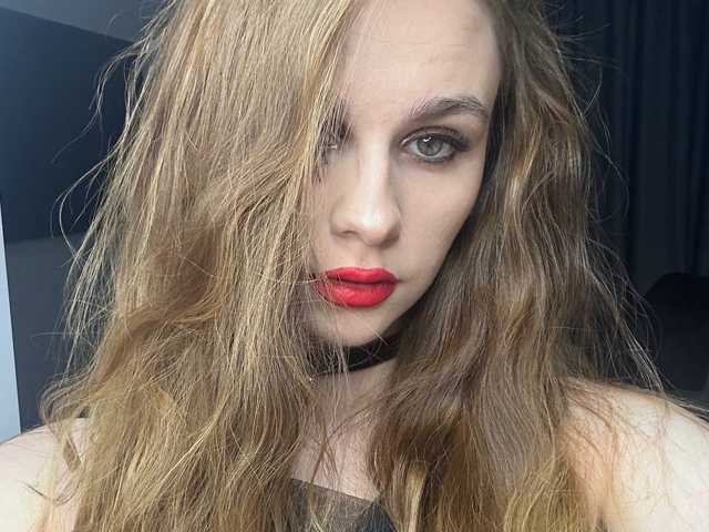 A profil fényképe MCfly-1