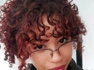 Erotikus videocsevegés Medussa333