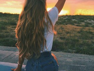 Erotikus videocsevegés MeganDrakk