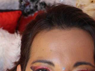 Erotikus videocsevegés megghann