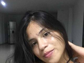 Erotikus videocsevegés MelanieFerell