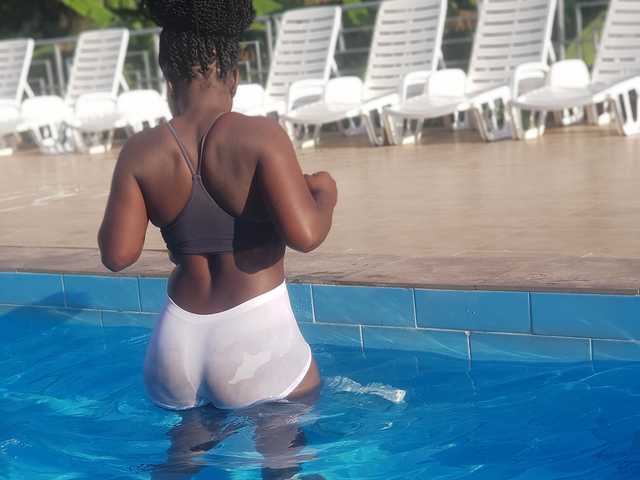 A profil fényképe Melanin-pixie
