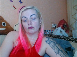 Erotikus videocsevegés LazyPussy