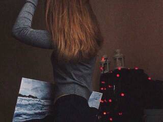 Erotikus videocsevegés Melissakiss123