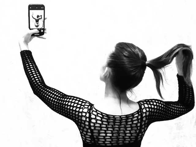 A profil fényképe MELLODI